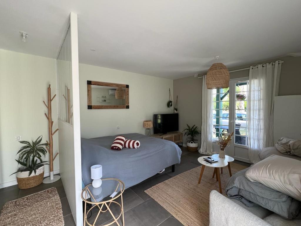 Studio A 10 Minutes De L'Ocean Saint-André-de-Seignaux Extérieur photo